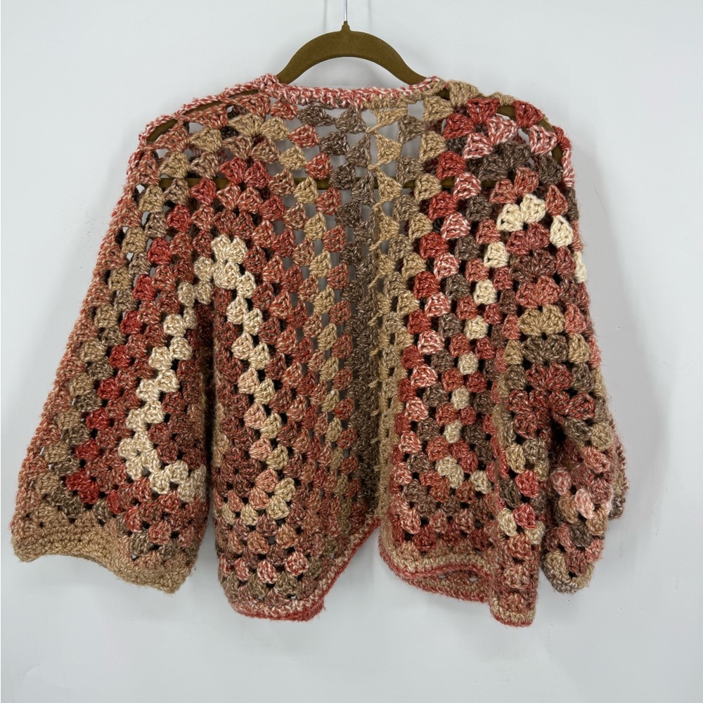 Handmade, granny, cottage, core Crochet Granny Square cardigan M/L - Picture 4 of 9